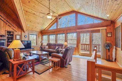 Image de Tranquil Haven Mountain Retreat\n very Private! pets welcome.