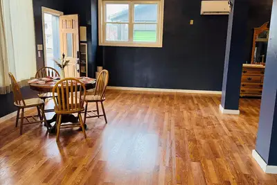 Image de “The Train Station” - A modern open space B&B with a western vibe. Must see!