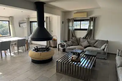 A 5mn de la plage et de la rivière, appartement vue magnifique sur les montagnes