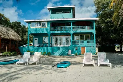 3br Beachfront Villa w/Pool & Ocean Views