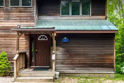 Image de Comfortable and casual 3 bedroom townhome with great location!