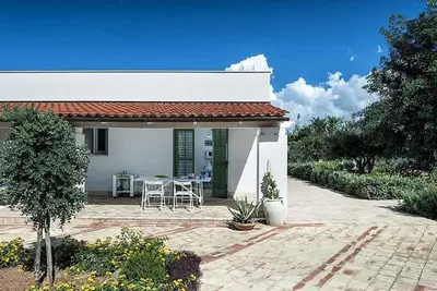 Image de Merveilleuse maison de vacances privée pour 8 personnes avec Wifi, climatisation, Tv et terrasse