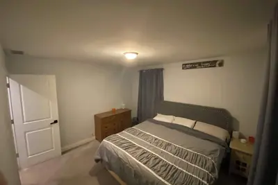 Image de Spacious 5-bedroom house in Woodridge! 30 Minutes from Chicago Kid/pet friendly.