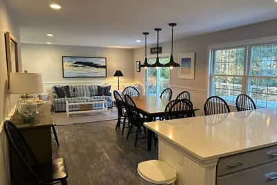 Image de Coastal Comfort at Red River Beach