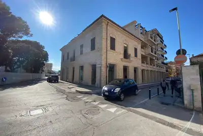 Image de Ref 79 Summer Rental – Brand new apartment in city-center