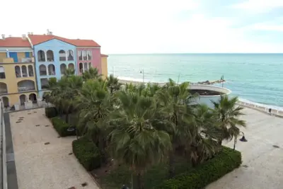 Image de Ref. 31 Summer rental – Seafront apartment
