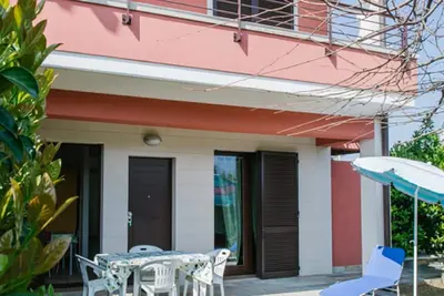 Image de Ref. 52 Summer rental – Stand-alone house with garden, sleeps 4, Pet Friendly