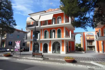 Image de Prestigious one bedroom apartment 70 m from the sea