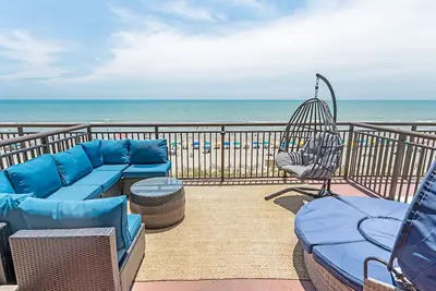 Image de Honeymoon Suite - Caravelle Resort, Great Terrace!