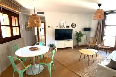 Image de Loira Espoz Y Mina: Charming and Cozy near El Pila