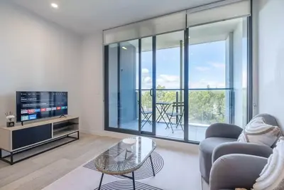 Image de This apartment is a 2 bedroom(s), 2 bathrooms, located in Parkville, Vic.
