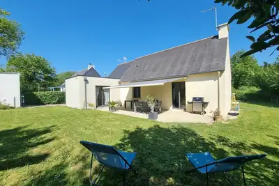 Image de Maison au calme avec jardin, 3 chambres, plage et commerces à proximité, WiFi, animaux acceptés