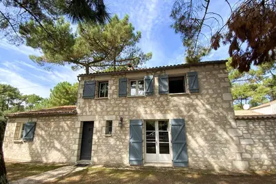 Image de Villa Charentaise avec Piscine Privée - Jusqu'à 12 Pers.