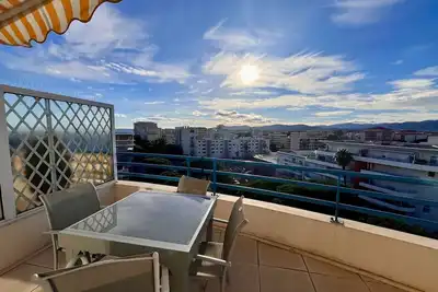 Image de Appartement avec piscine et terrasse, proche plage, climatisé, garage à Fréjus