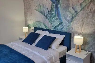 Image de Maison design en bord de lac - plage Ă pied