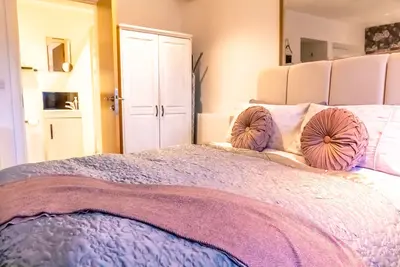 Image de 7 Domus House Studio Apartment - a studio that sleeps 2 guests in 1 bedroom
