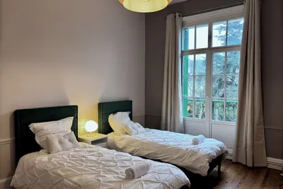 Image de Ultra-confort • 2 bedroom apartment • Waterfront • DownTown • WiFi • Parking