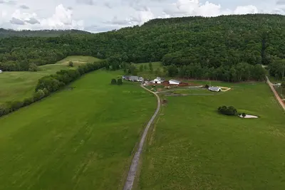Image de Cottage at Misty Mountain Meadows Farm
