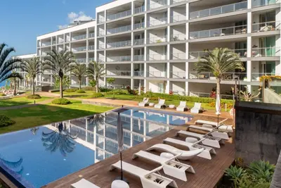 Image de Luxury apt in clifftop condo | Palace Ocean View