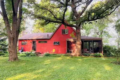 Image de Red Cottage on Lake Winnebago