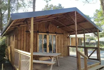 Image de ZEcamping 4* familial piscine couverte dog friendly locatif Tv 27m2