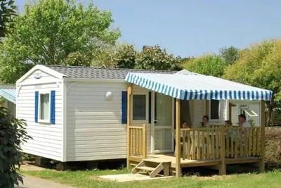 Image de ZEcamping familial parc aquatique locatif Tv 23m2 4 pers