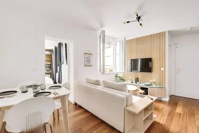 Image de Appartement au calme - Haut marais. Arts et métiers. Très central. Rue au maire