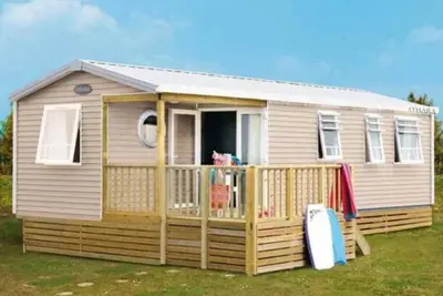 Image de ZEcamping parc aquatique chiens acceptés animations locatif Tv Lv