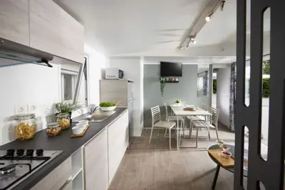 Image de ZEcamping familial parc aquatique pet friendly mobil-home Tv Lv 6 pers