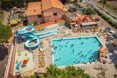 Image de Chalet - Parc aquatique - ccahffd