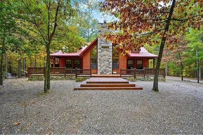 Image de Red Cedar Lodge - 3 Bdrm, 3 Queens, 3 Fulls, 2 Baths. Outdoor Hot Tub