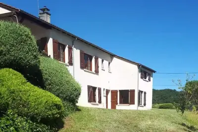 Image de Gîte spacieux avec Piscine pour 5 personnes
