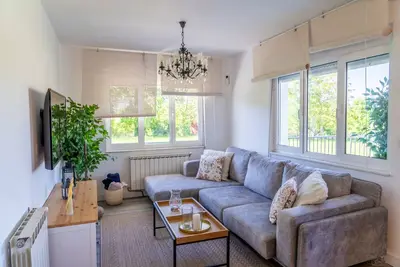 Image de Beautiful Rural House in Nava