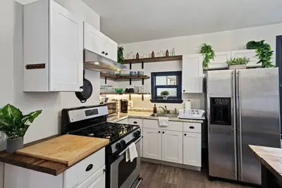 Image de Charming 6-bedroom house - close to all in Providence