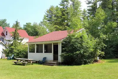 Image de Cypress Cottage-Private Beach-Pets Welcome - Round Table Lodge, Sebago, Maine
