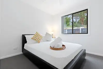 Image de Valerie's Serene Coastal Guest Home