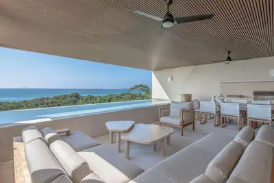Image de Condo Raya in El Surf by Mita Residential. Beachfront, Private Pool, Golf Cart,