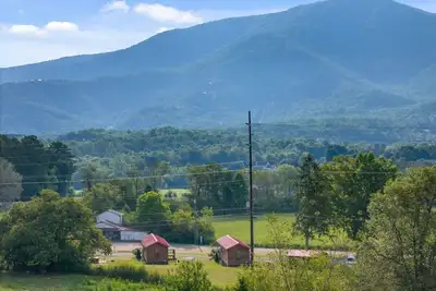 Image de The home place~Tiny Home