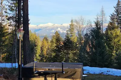 Image de The Play House in beautiful Selle Valley, \n 4 Guests, 1 Bedroom. 1 Queen Futon.