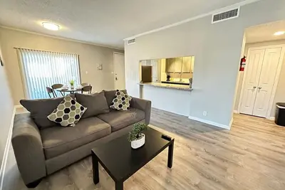 Image de Cozy Bay House Apt in Houston near Kemah Boardwalk