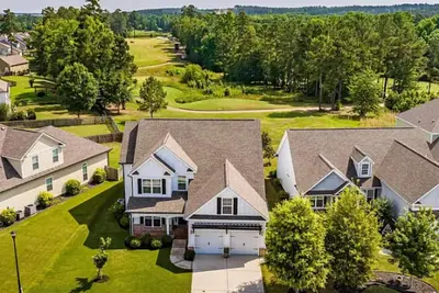 Image de Golfer's View for Masters - Beautiful home overlooking 18th tee on Bartram Trail