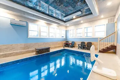 Image de Pinecrest Paradise | Indoor Pool, Hot Tub, Movie Room, & Game Room