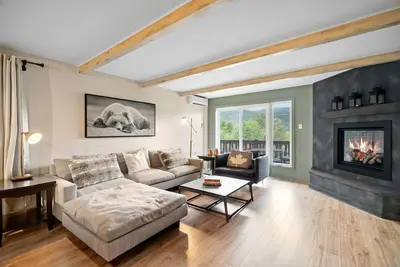 Image de Cozy Condo Overlooking Mont Tremblant and the lake