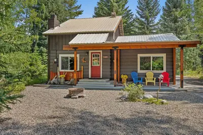 Image de Boujee Bear - Cozy family retreat w\/large driveway