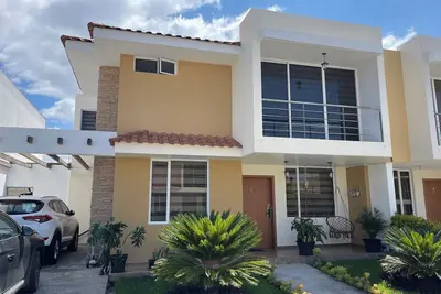 Image de Your home away from home