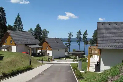 Image de Belle maison de vacances privée avec Wifi, bain à remous, Tv, terrasse et parking
