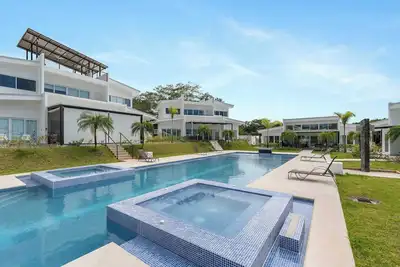 Image de Brand New Modern Villa with Large Pool