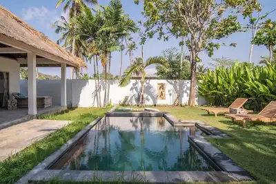 Amazing Villa Ocean Essence  Sea Breeze Selong Belanak Beach