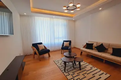 Image de Exquisite Sanctuary Of Luxury 2-Bedroom, 3-Bathroom, with Extra Room & kitchen