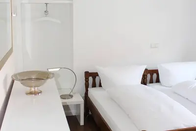 Image de Double room 4 - Guesthouse Zwovier Meersburg